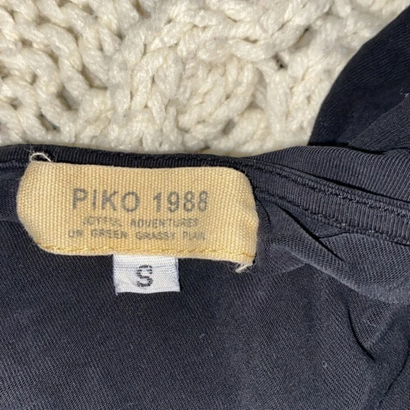 PIKO black bamboo blend black top size small - Picture 4 of 5